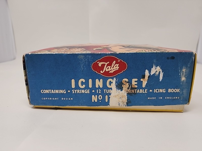 Tala MCM Icing Set #1730 Syringe 12 Tubes Icing Book Retro Baking gallery