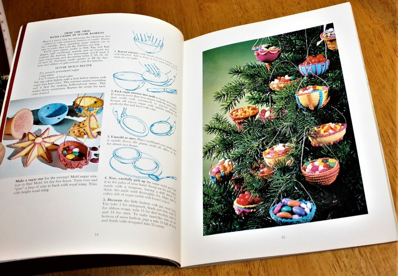 The WILTON WAY TO DECORATE FOR CHRISTMAS - Guc - Softcover ~ Cakes, Recipes gallery