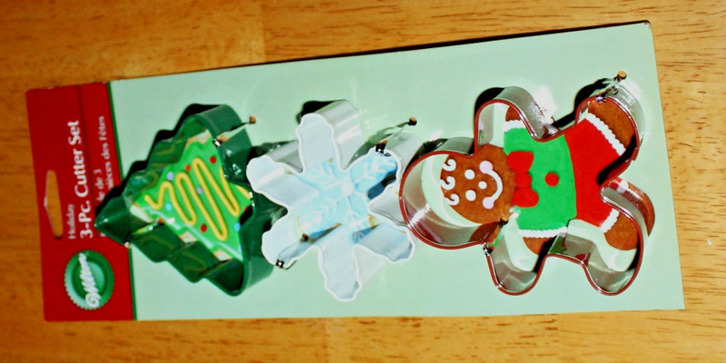 Wilton ~ 3 PC WINTER HOLIDAY COOKIE CUTTER SET #2308-1266 - Metal - Unused/new gallery