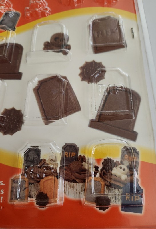 Vintage Candymaker Make'N Mold Plastic Candy Mold Halloween Tombstone Skull Web gallery