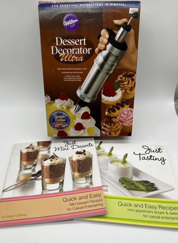 Wilton Dessert Decorator Ultra in Original Box with Books. Excellent Condition!
