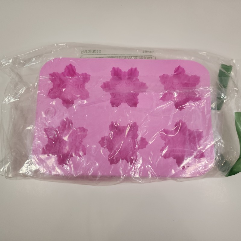2 Pack Silicone Snowflake Mold 12 Cavity Candy Chocolate Soap Resin Pink