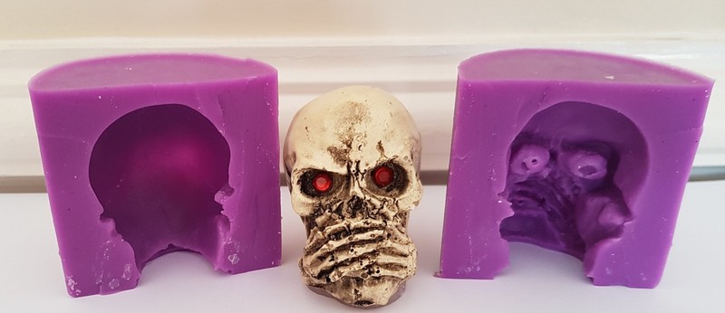 3D Speak No Evil 6cm Skull Silicone Mold For Chocolate, Clay, Candles