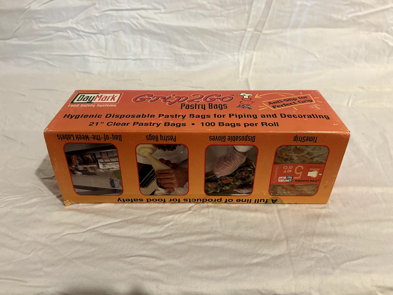 Daymark 112794 Grip2Go 21" Clear Anti-Slip Pastry Bags Boxed 99 of 100 Bags gallery
