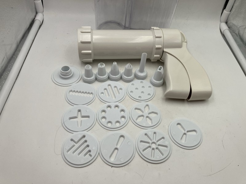 Cookie Press Gun And Discs Decorating Set In Holder