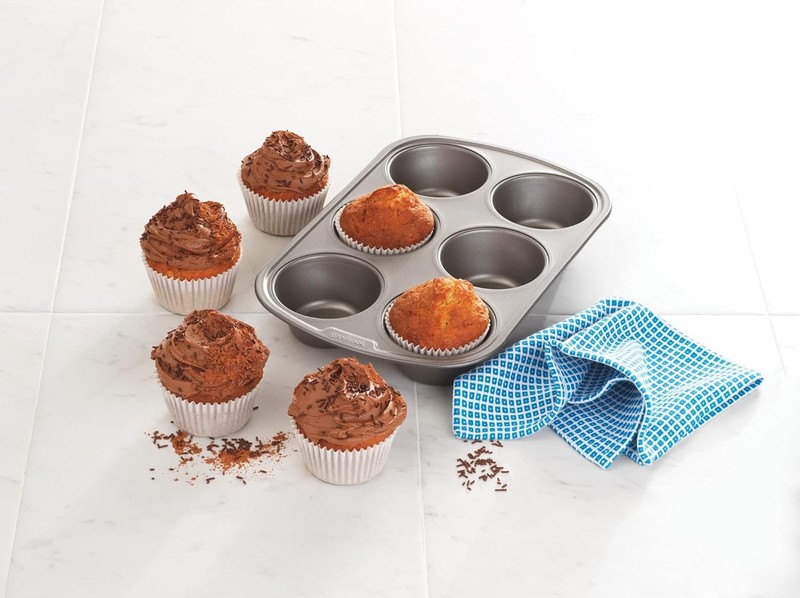 Everyday Nonstick Steel Jumbo Texas Muffin Pan, 6-cup, Gray gallery