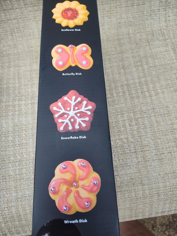 OXO Good Grips 14-Piece Cookie Press Set, NEW SEALED Box, 12 Stainless Inserts gallery