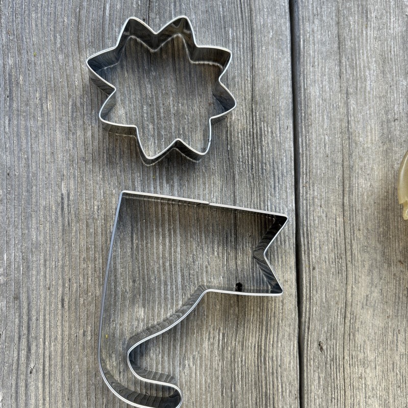 Cat And Sun/Flower Cookie Cutter