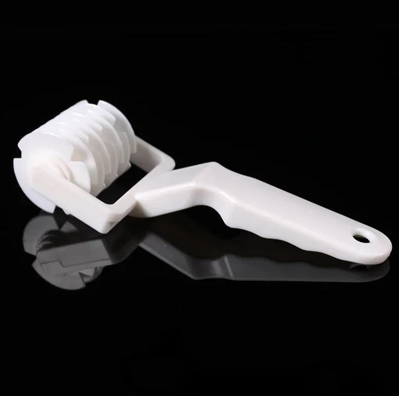 1 pc Pizza Lattice Roller Cutter Pastry Dough Grid Baking Tool gallery
