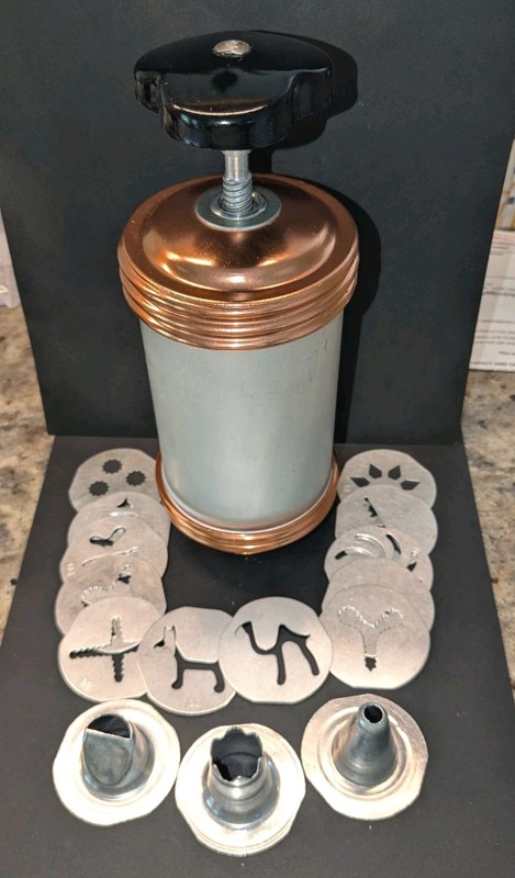 MIRRO Aluminum/Copper Metal Twist Cookie Press 12 DISCS/3 TIPS 18 pieces Total