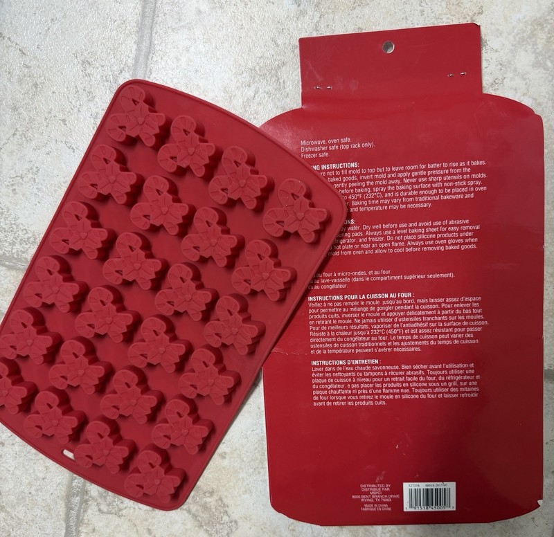 2 Candy Canes Silicone Treat Mold 24 Cavities Celebrate It Christmas Bakeware 48 gallery
