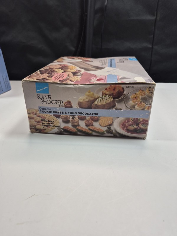 Proctor Silex Super Shooter Plus Cordless Cookie Press & Food Decorator gallery