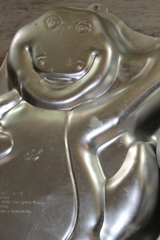 Set of 2 Barney Dinosaur Cake Mold Pan 1993 Birthday Aluminum Wilton 15"x 9” gallery
