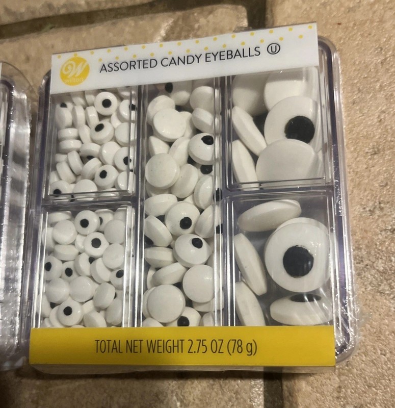 Wilton BAKING Assorted Candy Eyeballs S/M/L Cupcakes/Cookies/ Cakes/Treats