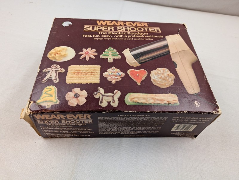 Wear Ever 70123 Super Shooter Electric Cookie Press In Box TESTED Missing 1 disc gallery