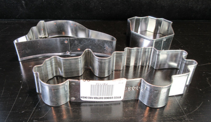 3 Foose Emergency Police Fire Fighter Cookie Cutters Truck, Badge Some with Tags gallery