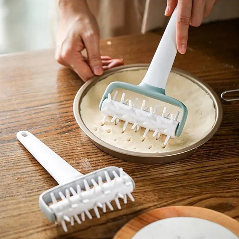 1 pc Pizza Dough Roller Needle Punch Tool Bread Pastry Docking Roller