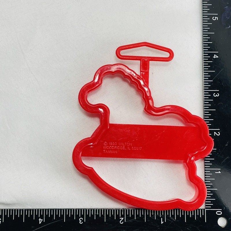 Angel And Rocking Horse Wilton Plastic Cookie Cutters Christmas Set of 2 Vintage gallery
