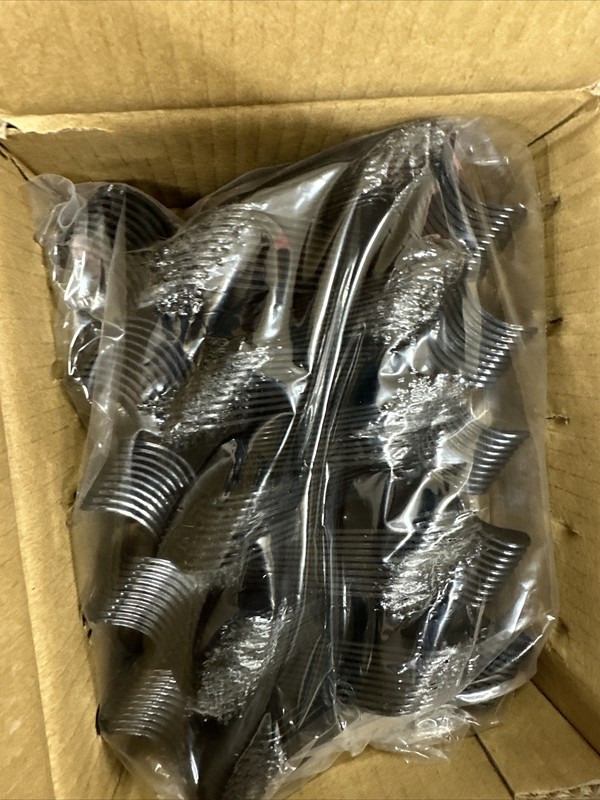 Triangle Black Plastic Cake Server - 4 1/2" x 3" - 100 count box gallery