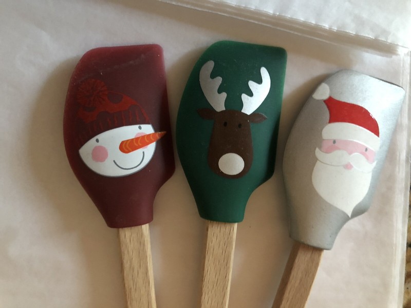Williams Sonoma copper Christmas cookie cutters and mini spatula set gallery