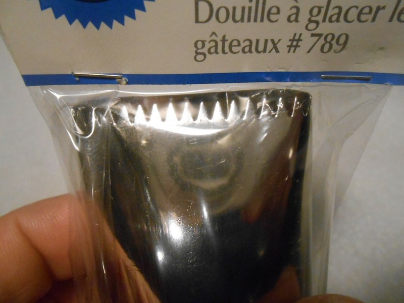 New Wilton Large Cake Icer Icing Stainless Steel Decorating Tip #789 gallery