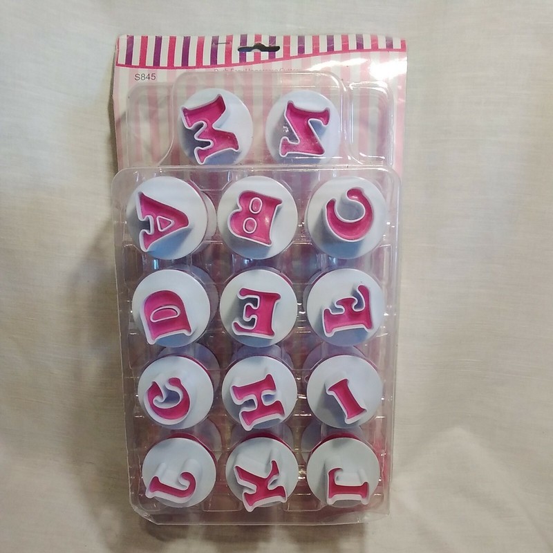 Push Easy Medium Size Uppercase Alphabet Cutters 26 Letters S845 gallery
