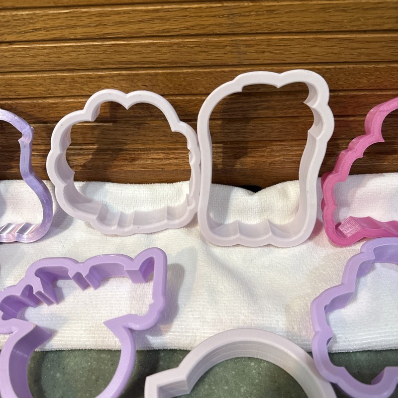 Lot Of 20 Cookie/Playdoh Cutters, 3D print Halloween Elf Pumpkin various gallery