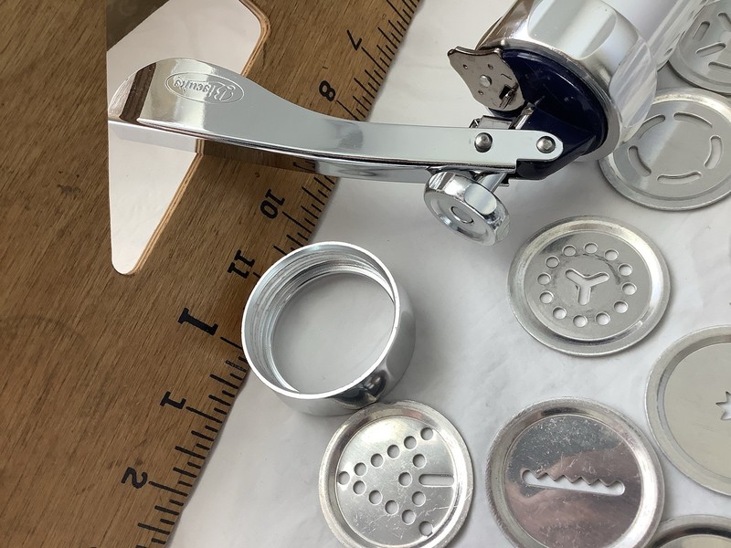Cookie Press Kit (19 Attachments)stainless/ Aluminum NWOT gallery