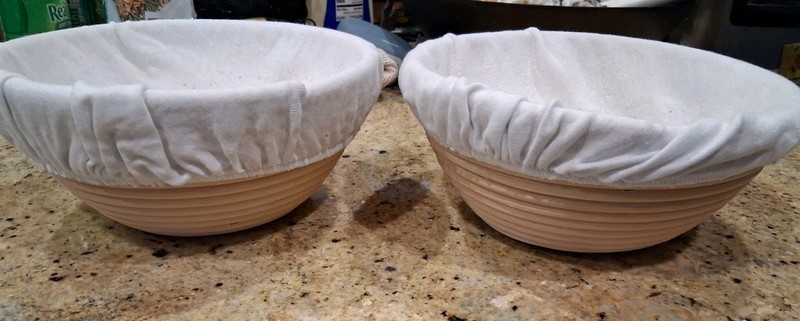 2 Round Brotform/Banneton Proofing Baskets w/ Removable Cotton Liners