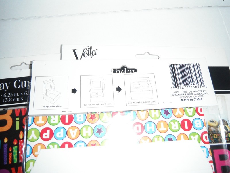lot of 4 voila birthday cupcake box new gallery