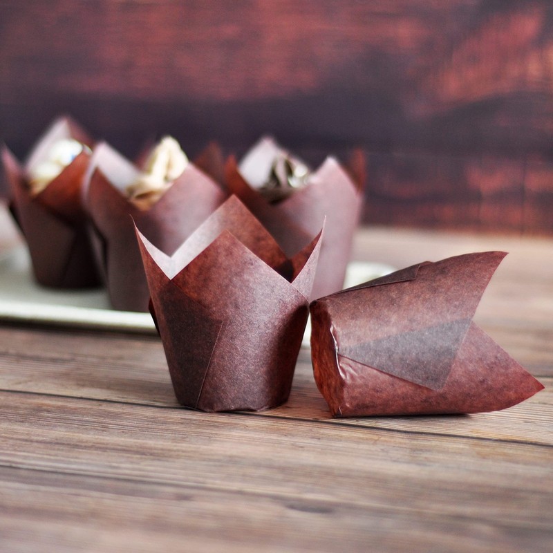 500 pcs Large size Brown Tulip Baking Cups 2-1/4"(Base diameter) x 4"(Wall he... gallery