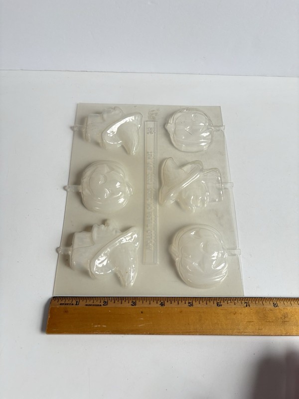 Vtg HALLOWEEN Candy Mold Apollo Tulsa 349 Witch & Jack O'Lantern Lollipops gallery