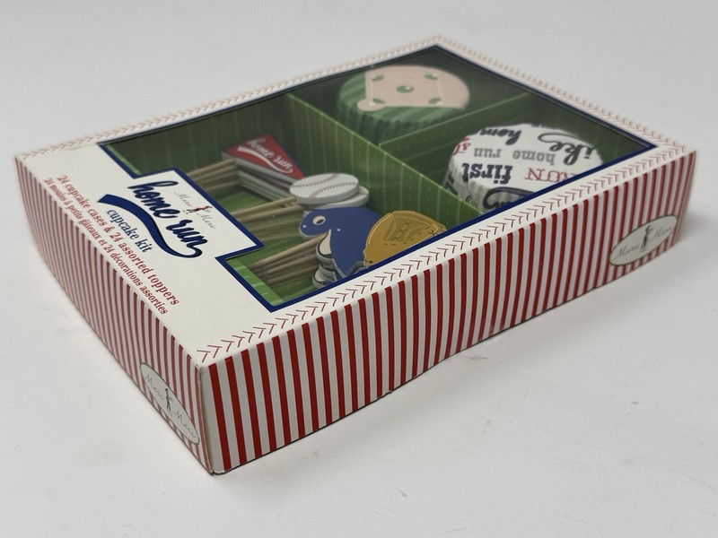 VTG Meri Meri CUPCAKE DECORATIONS KIT Home Run BASEBALL Liners Wrappers Toppers gallery