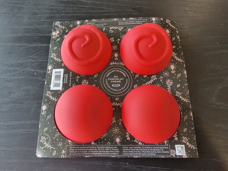 NWT Bennkai Hot Chocolate Bomb Maker Red Silicone Mold FabFitFun gallery