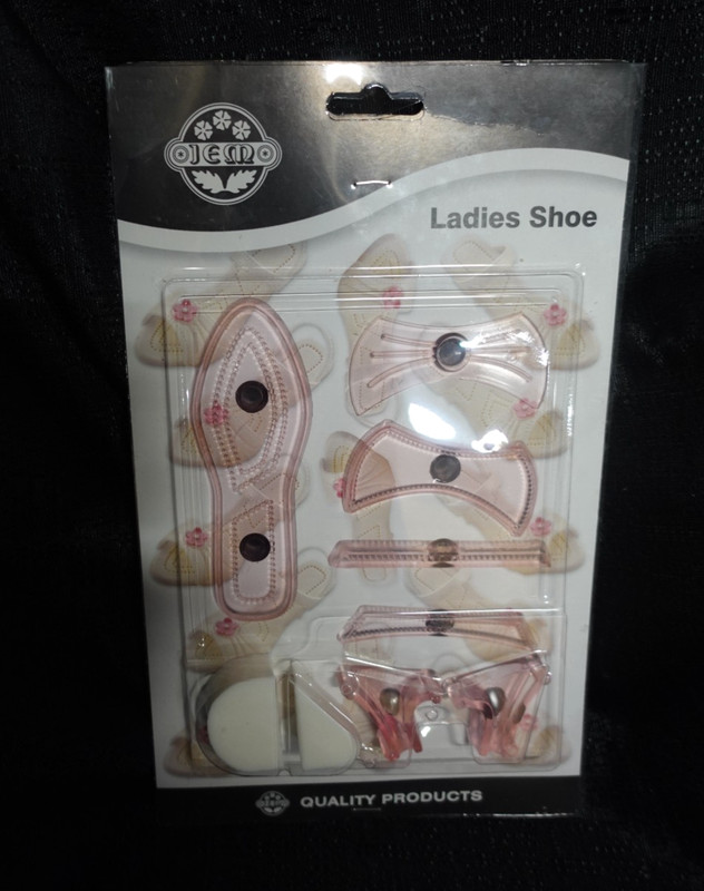 JEM cutters Ladies Shoe / petal paste / cake decorating / SKT