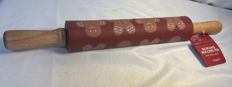 Silicone Rolling Pin Ginger Bread Men Xmas Baking Cookies Crafts Gift NWT