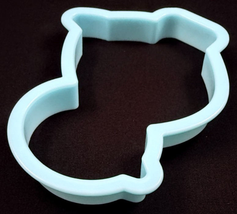 Cookie Cutter - Chick - Lt Blue - Plastic - Approx. 4.5" x 3.5" x 0.5" gallery