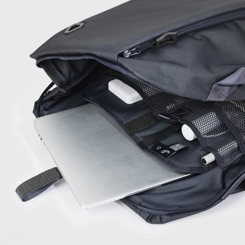 uF Director’s Bag Charcoal Gray Size M gallery