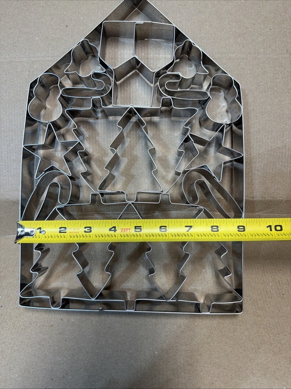 21 Cookie Sheet Cookie Cutter Multiple Christmas Shapes in one Press (Vintage?) gallery