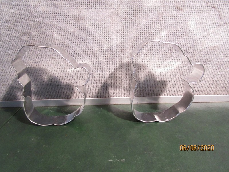 (4) "2" Santa Claus USA Cookie Dough Cutter