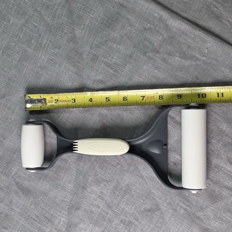 Pampered Chef Bakers Roller Mini Rolling Pin Pastry Dough Baker Tool #1485 gallery