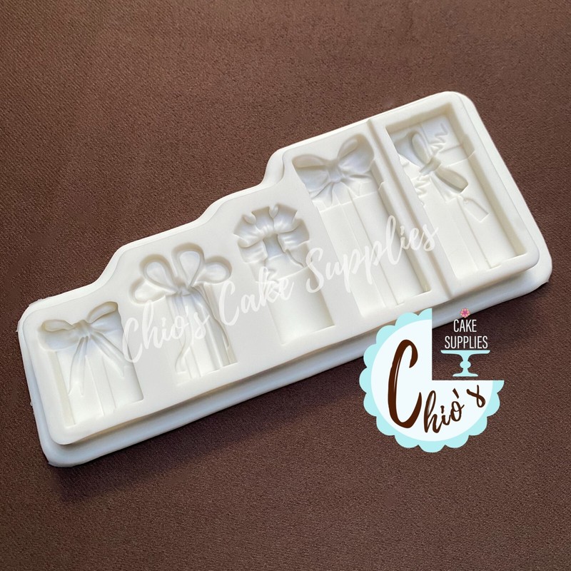 Presents silicone mold, 5 different cavities gallery
