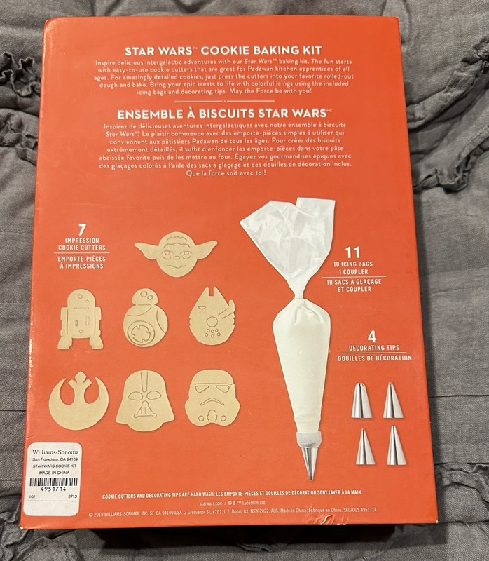 Williams Sonoma Star Wars 22 Piece Cookie Baking Set New in Box gallery