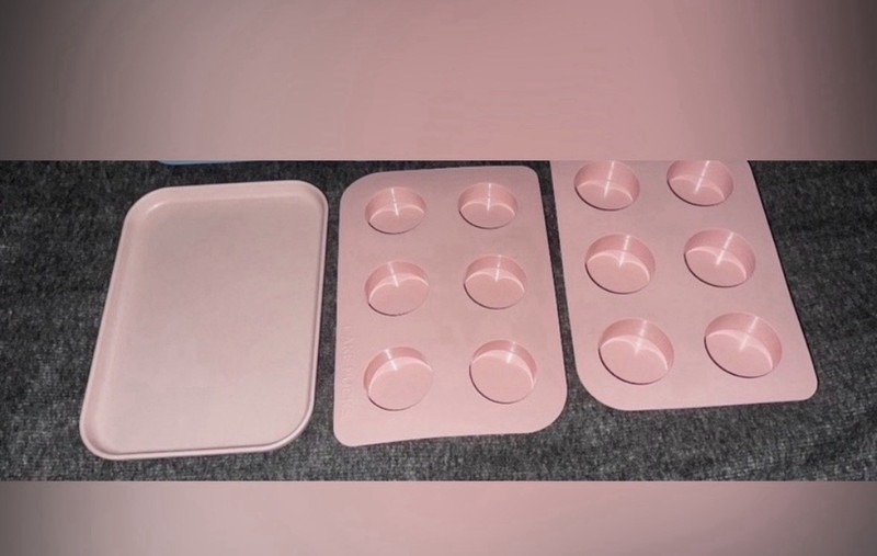 The Original Cake Puck Set-Better than a Cake Pop! Set Of Pink That Does Reg Sz