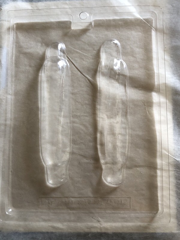 East Coast Molds Hot Dog And Bun 3d Chocolate Candy Mold New Wax Butter Ice Soap