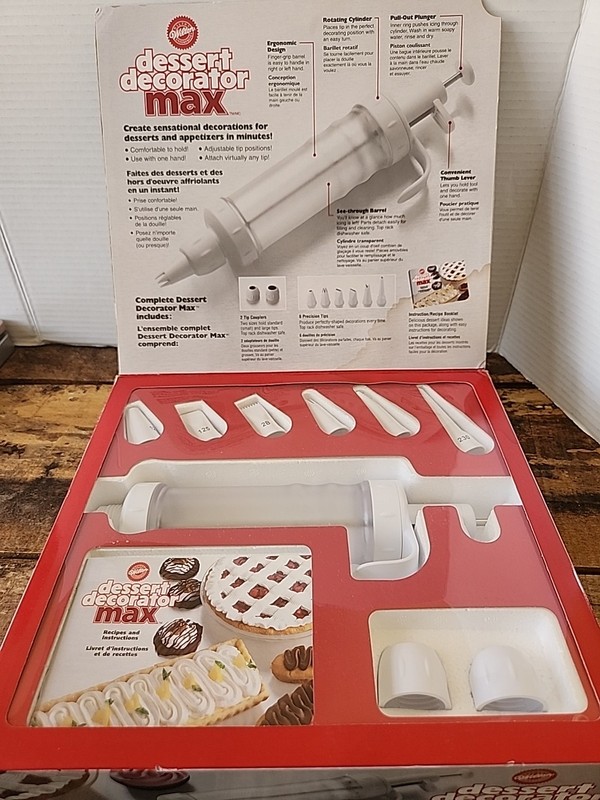 Wilton Dessert Decorator Max Kit With Recipes & Instructions Never Used