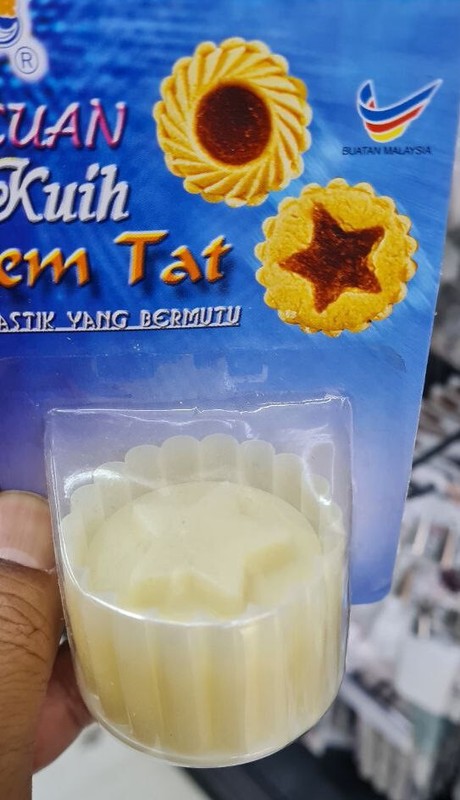 1 x Pineapple Tart Jam Tart Cookies Malaysian Round Mold Yellow Colour gallery
