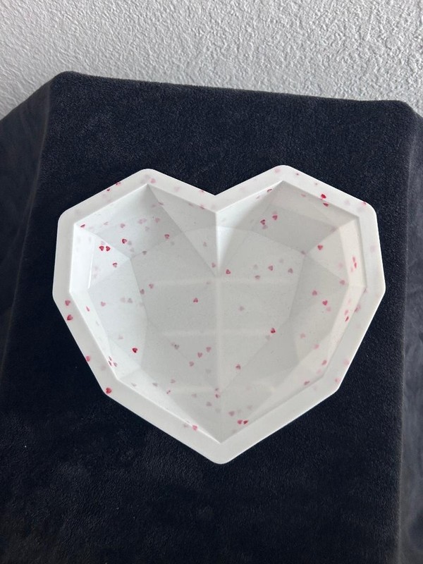 9 inch geode heart shaped silicone mold