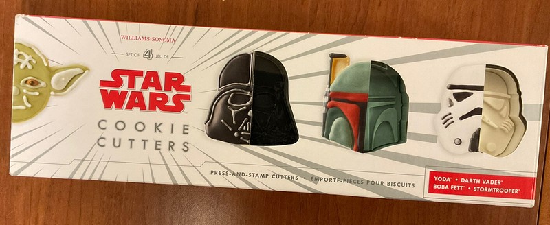 Williams Sonoma STAR WARS Cookie Cutters Set/4 Yoda Darth Vader Boba Fett Strmtp gallery