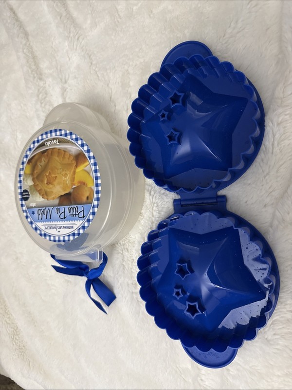 Revolt Brand Petite Pie Mold gallery